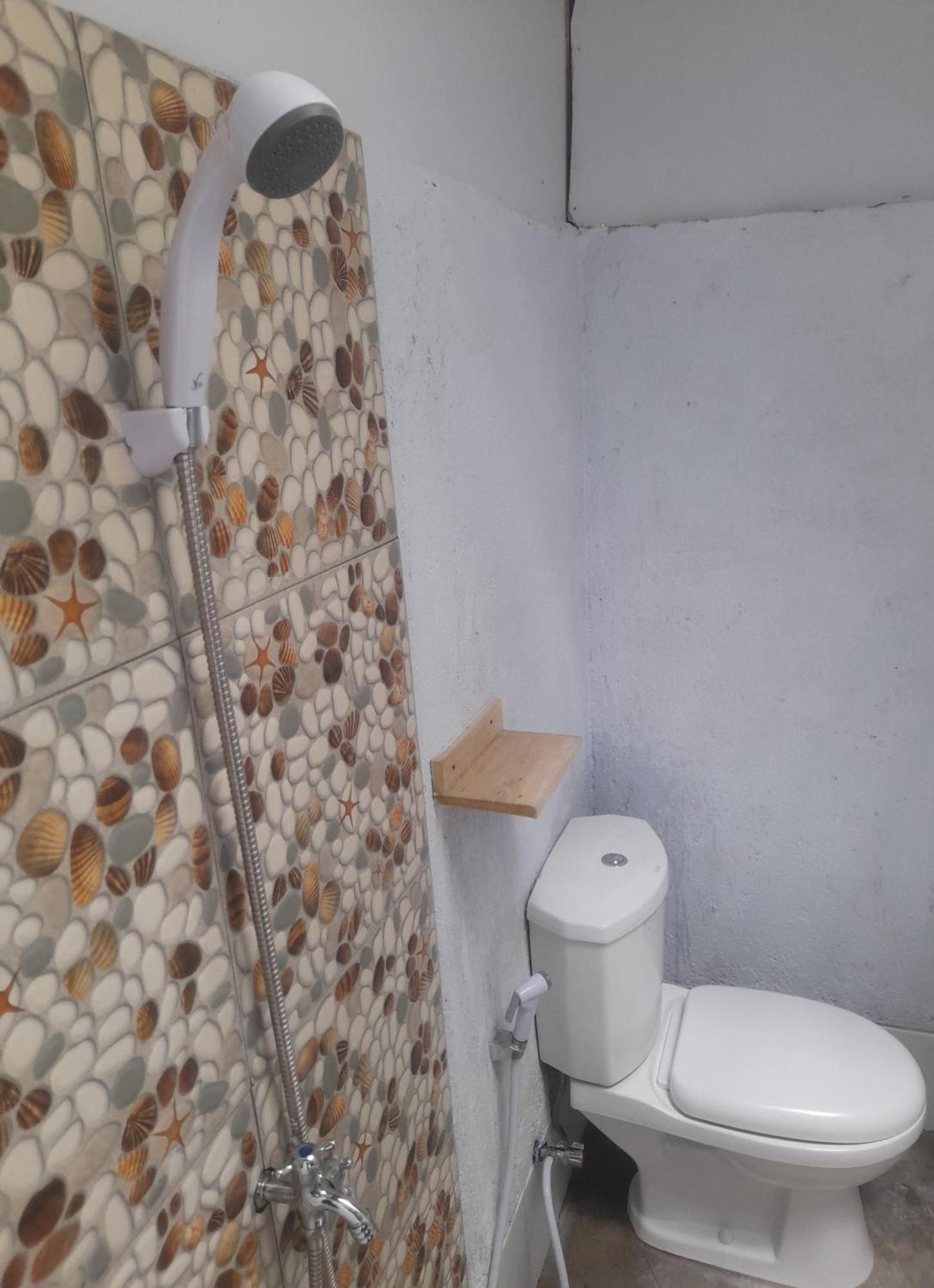Anik Homestay & Dormy Batukaras Szoba fotó